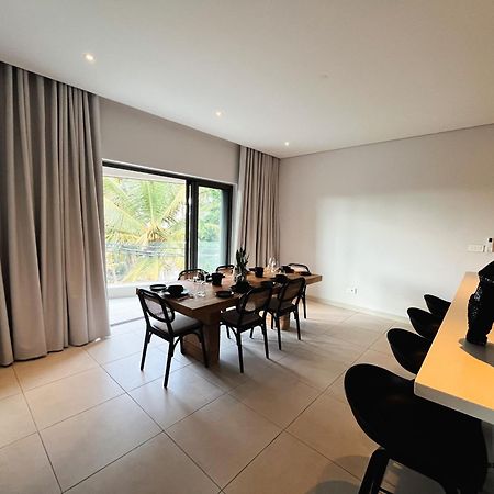 Black Marlin Apartments Pereybere Beach Екстериор снимка
