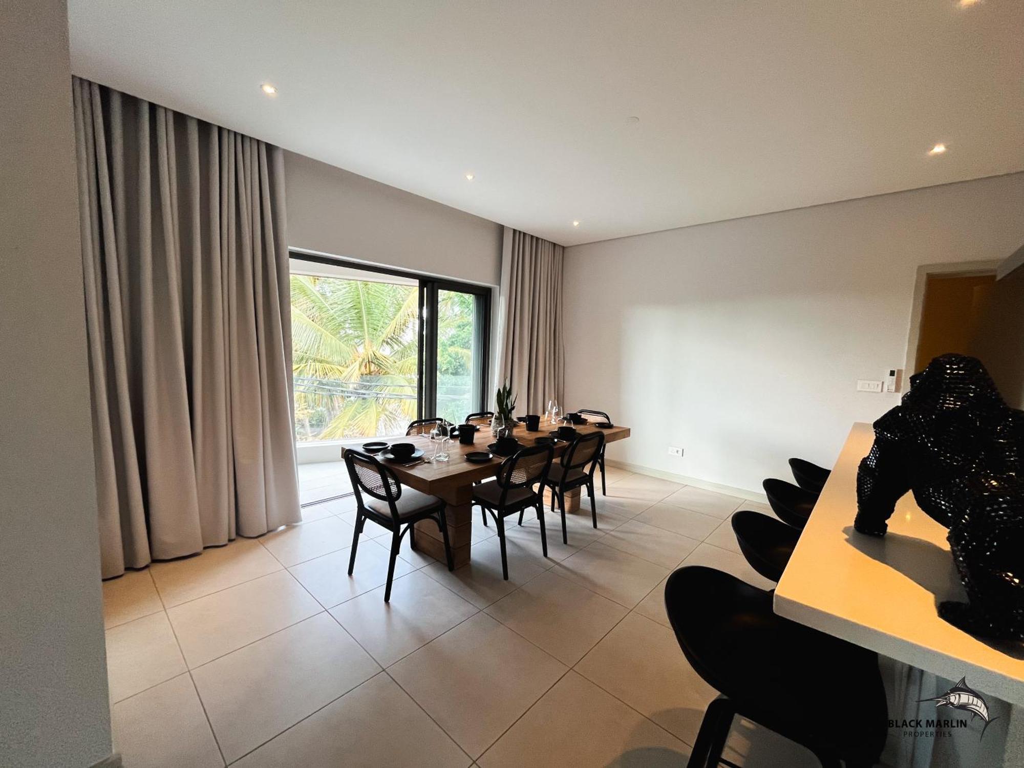 Black Marlin Apartments Pereybere Beach Екстериор снимка